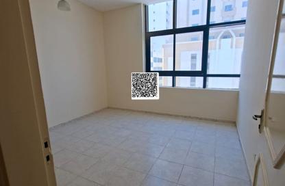 Apartment - 1 Bedroom - 2 Bathrooms for rent in Al Majaz 3 - Al Majaz - Sharjah Apartment - 1 Bedroom - 2 Bathrooms for rent in Al Majaz 3 - Al Majaz - Sharjah