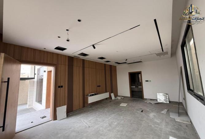 79002017 - Property Image 3