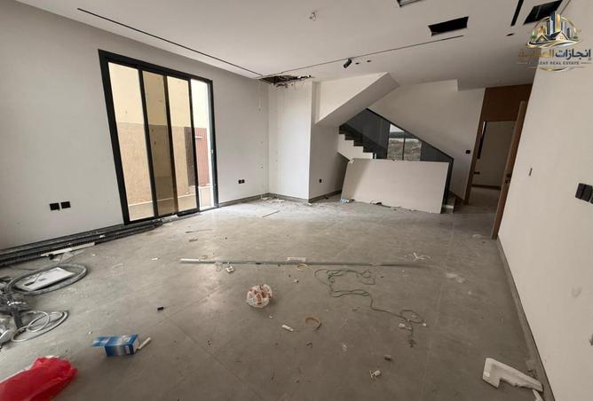 79002017 - Property Image 2