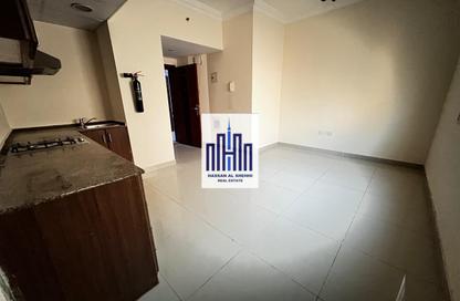 Apartment - Studio - 1 Bathroom for rent in Muwailih Building - Muwaileh - Sharjah