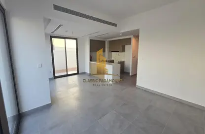 تاون هاوس - 4 غرف نوم - 4 حمامات للايجار في لا فيوليتا 1 - لا فيوليتا - فيلا نوفا - دبي لاند - دبي