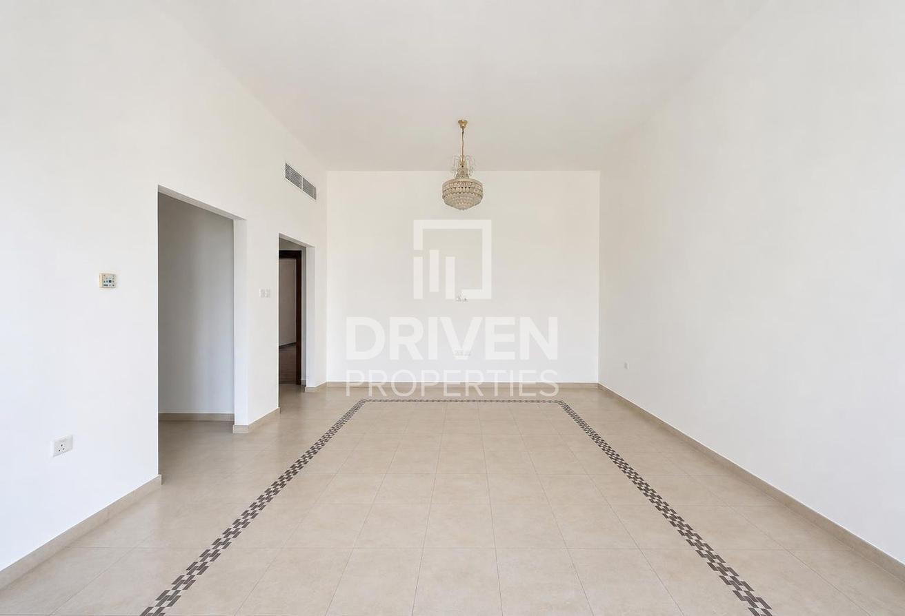 Vaastu | With Basement Park Facing | Huge Layout photo 11