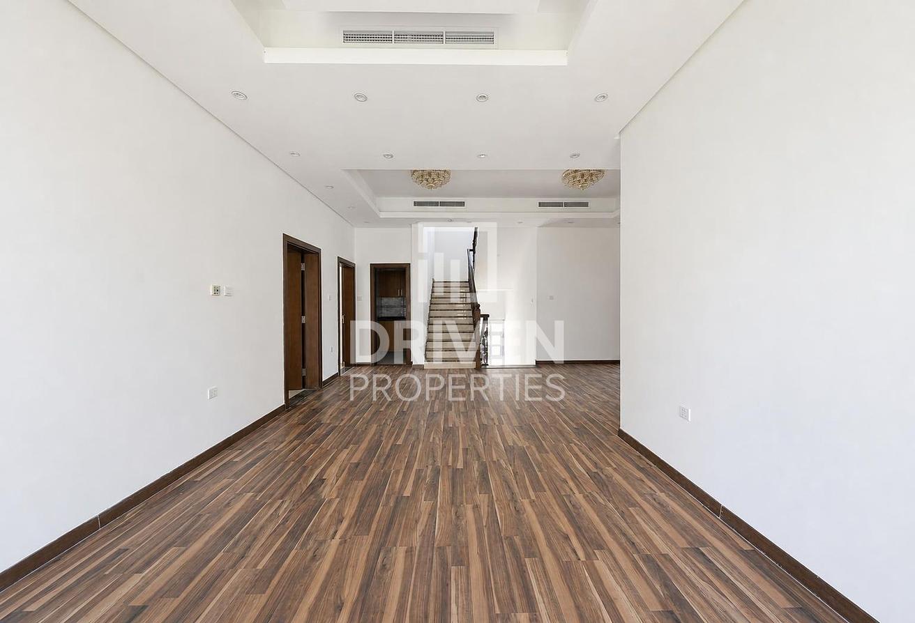 Vaastu | With Basement Park Facing | Huge Layout photo 12