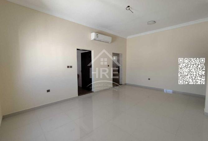 58170260 - Property Image 3