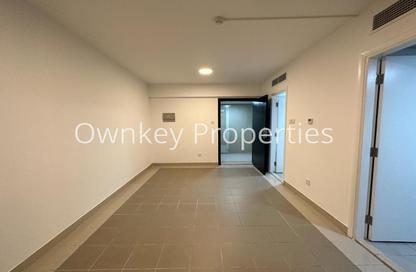 Apartment - Studio - 1 Bathroom for rent in Mankhool Building - Al Mankhool - Bur Dubai - Dubai