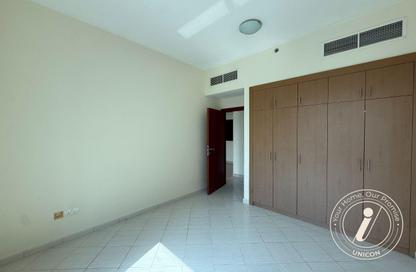 Apartment - 1 Bedroom - 2 Bathrooms for rent in Hub Canal 2 - Hub Golf View Apartments - Dubai Sports City - Dubai