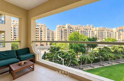 Apartment - 1 - 2 for rent in Al Sarrood - Shoreline Apartments - Palm Jumeirah - Dubai