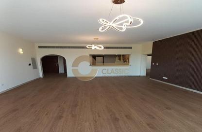 Apartment - 2 Bedrooms - 3 Bathrooms for sale in Golf Tower - Dubai Sports City - Dubai
