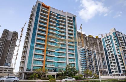 Apartment - 2 Bedrooms - 3 Bathrooms for sale in Golf Tower - Dubai Sports City - Dubai