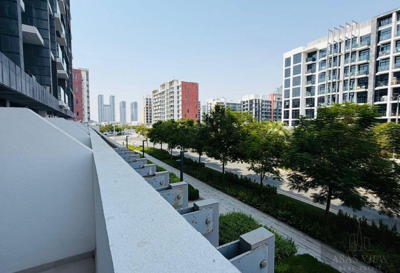 Studio Apartment in Meydan with Shared Pool photo 13