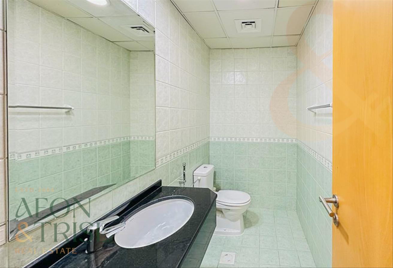 Fully Furnish | Near Metro | Chiller Free photo 15