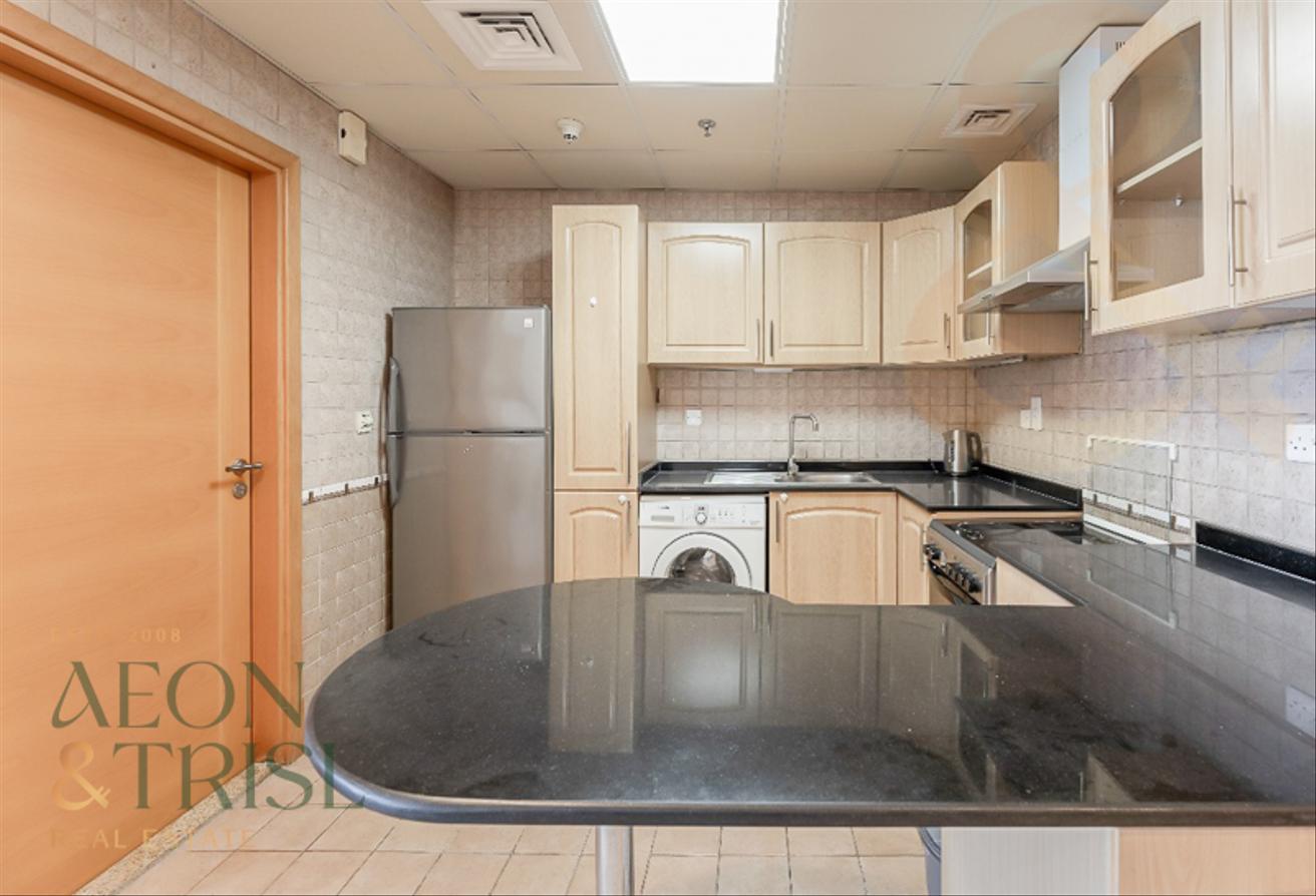Fully Furnish | Near Metro | Chiller Free photo 14