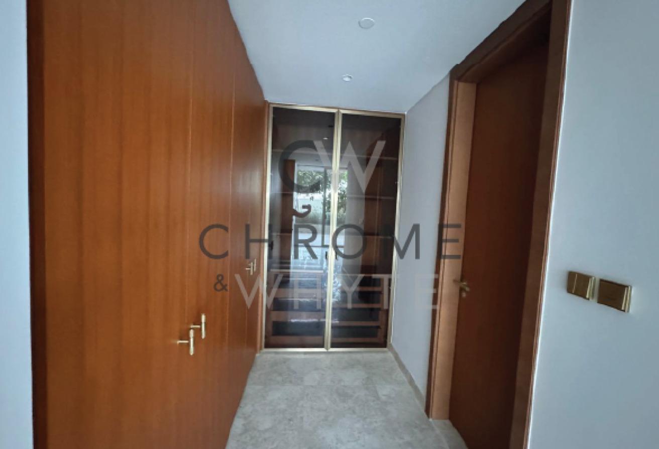 Exclusive 2BR + Study| Beach Access | Huge Balcony photo 11