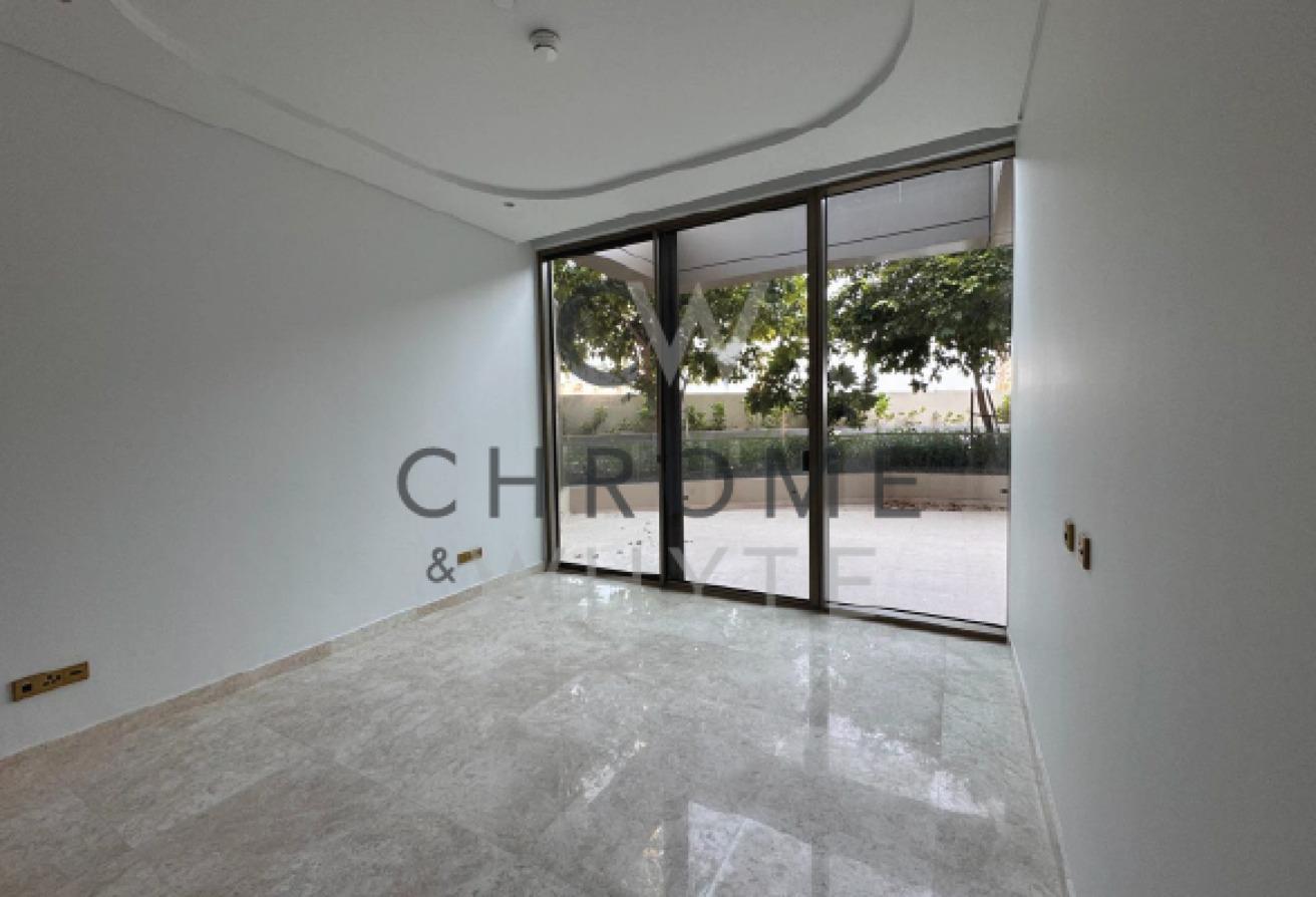Exclusive 2BR + Study| Beach Access | Huge Balcony photo 4