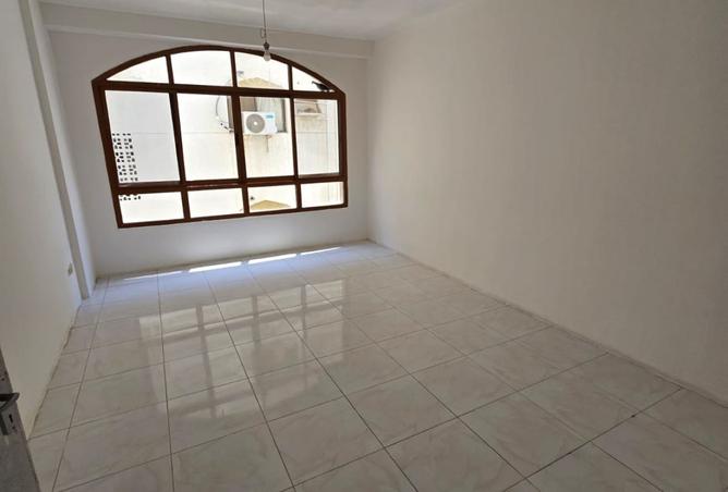 122455714 - Property Main Image