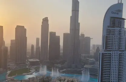 Apartment - 2 Bedrooms - 2 Bathrooms for rent in Burj Royale - Downtown Dubai - Dubai