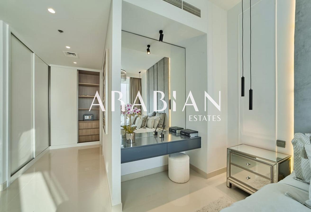 Fully Furnished | Luxurious | Full Palm View photo 12