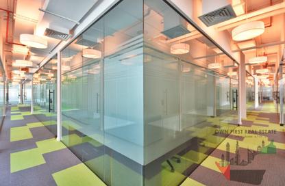 Business Centre - Studio - 4 for rent in Iris Bay - Business Bay - Dubai
