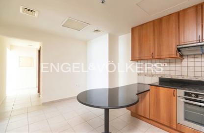 Apartment - 1 Bedroom - 2 Bathrooms for sale in Princess Tower - Dubai Marina - Dubai
