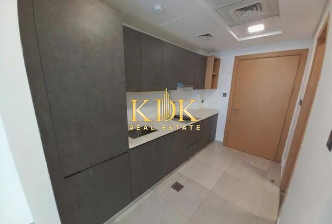 61670589 - Property Image 3