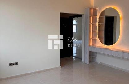 Villa - 4 Bedrooms - 5 Bathrooms for rent in Al Quoz 2 - Al Quoz - Dubai Villa - 4 Bedrooms - 5 Bathrooms for rent in Al Quoz 2 - Al Quoz - Dubai