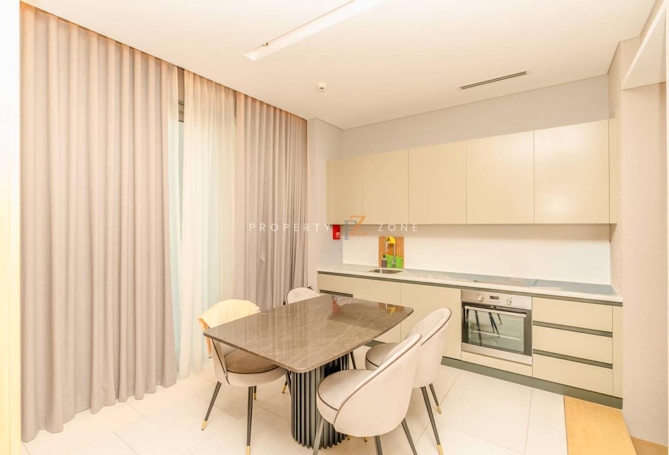 Burj Khalifa View | High Floor | LUXURY LOFT 1BR photo 8