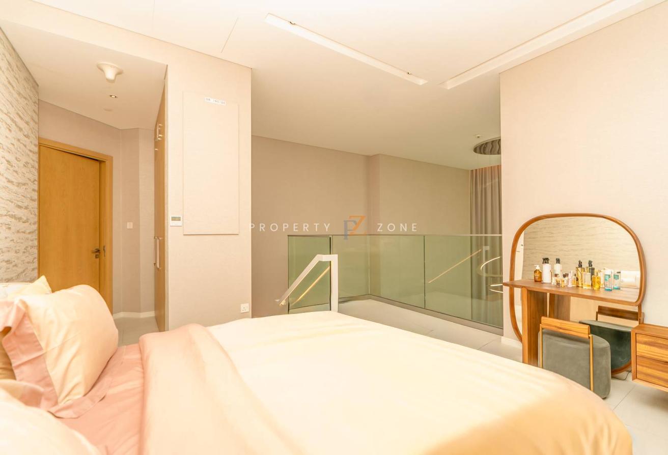 Burj Khalifa View | High Floor | LUXURY LOFT 1BR photo 10