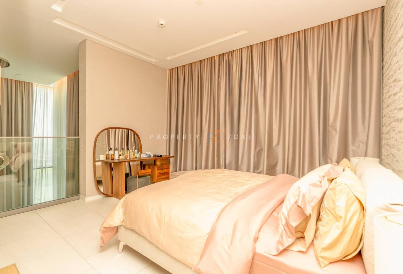 Burj Khalifa View | High Floor | LUXURY LOFT 1BR photo 11