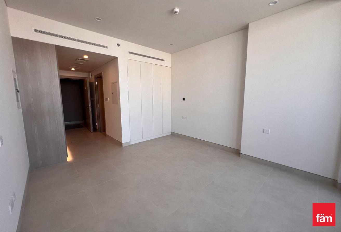 New tower I 1 month free rent I High Quality photo 7