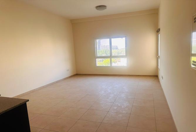 1BR | Spacious Layout | 2 Bath | Al Thamam 14