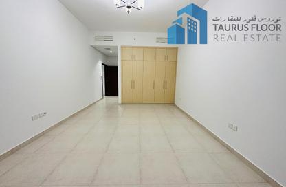 Apartment - 2 Bedrooms - 3 Bathrooms for rent in Airport View Building - Al Garhoud - Dubai