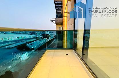 Apartment - 2 Bedrooms - 3 Bathrooms for rent in Airport View Building - Al Garhoud - Dubai