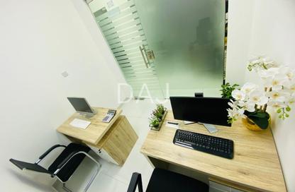 Office Space - Studio - 1 Bathroom for rent in Red Avenue - Al Garhoud - Dubai