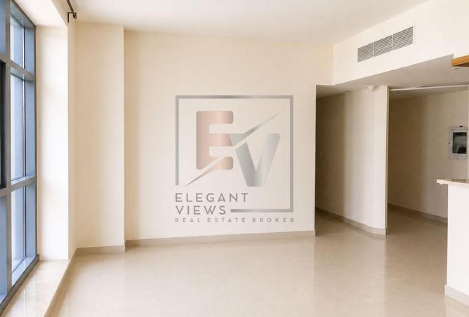 Contemporary |1 BR + Study | Higher-Floor Unit photo 3
