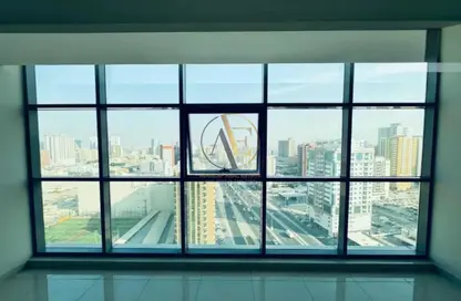 Apartment - 3 Bedrooms - 4 Bathrooms for sale in Gulfa Towers - Al Rashidiya 1 - Al Rashidiya - Ajman