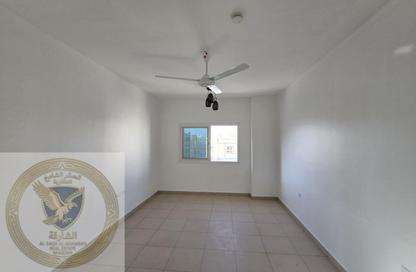 Apartment - 1 Bedroom - 2 Bathrooms for rent in Al Qulaya'ah - Al Sharq - Sharjah
