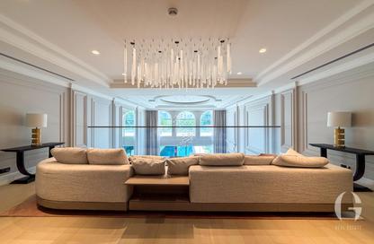 Villa - 7 - 7+ for sale in XXII Carat Villas - The Crescent - Palm Jumeirah - Dubai