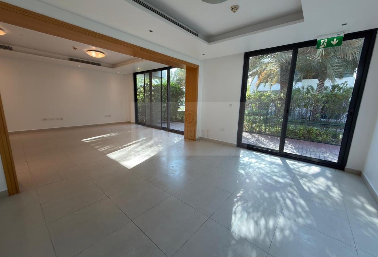 Luxury 4BR Villa + Maid | Modern Layout 3,767 Sqf photo 7