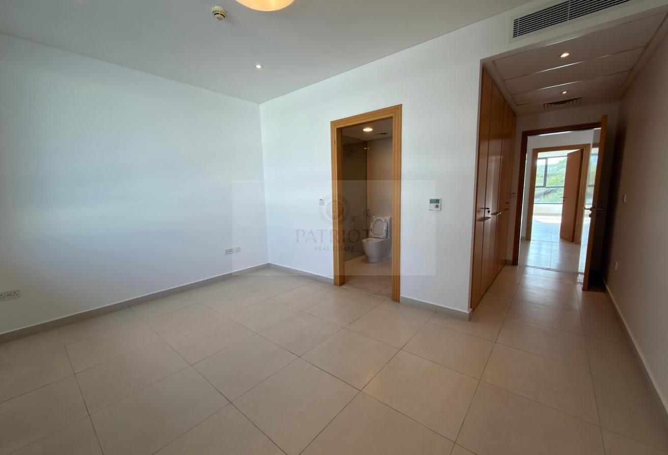Luxury 4BR Villa + Maid | Modern Layout 3,767 Sqf photo 16