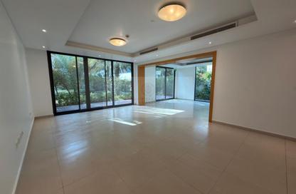 Villa - 4 Bedrooms - 5 Bathrooms for rent in Al Jafiliya - Dubai