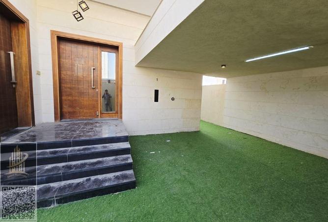 70299549 - Property Image 3