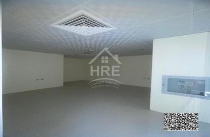 Office Space - 1 Bedroom - 3 Bathrooms for rent in Al Mowaihat 3 - Al Mowaihat - Ajman
