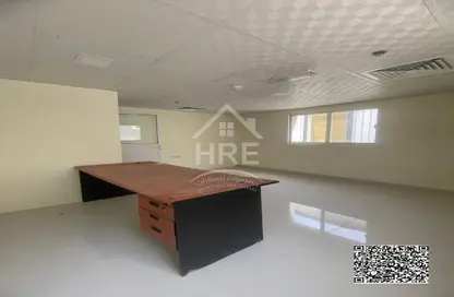 مكتب - غرفة نوم - 3 حمامات للايجار في 3 المويهات - المويهات - عجمان