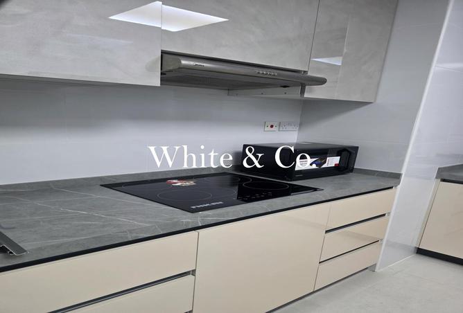 98257980 - Property Image 2