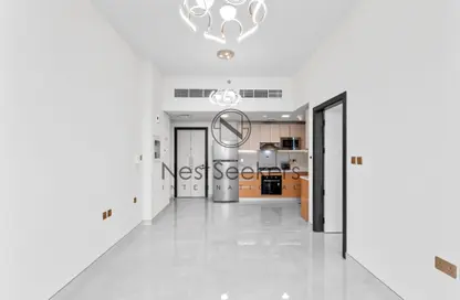 شقة - غرفة نوم - 1 حمام للبيع في سكايز من دانوب - ارجان - دبي