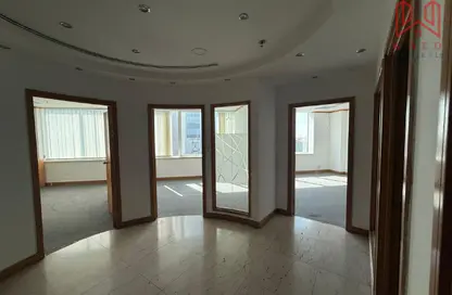 Office Space - Studio - 1 Bathroom for rent in The Business Center - Al Hamriya - Bur Dubai - Dubai