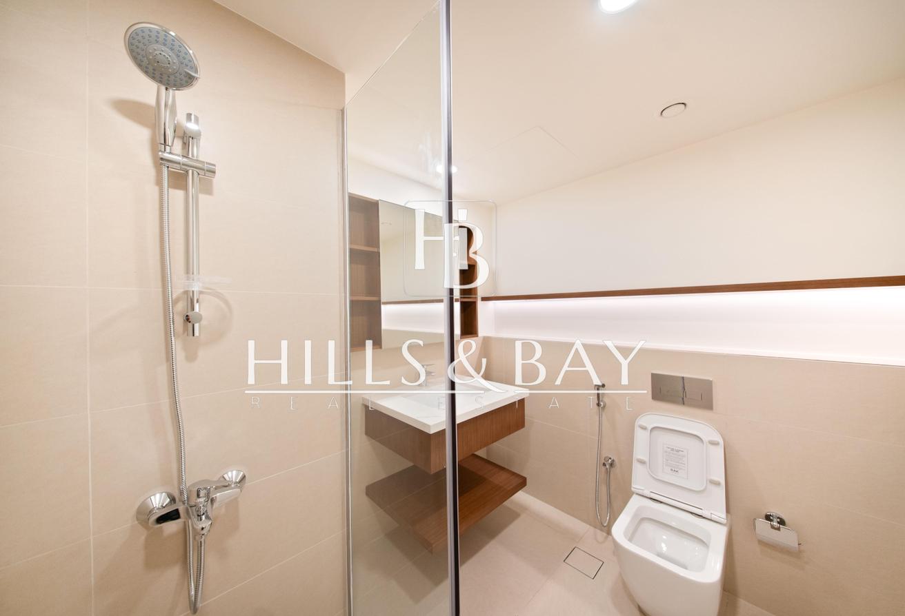 Top Floor 2 Bedroom with City Views photo 10