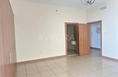 Apartment - 1 Bedroom - 2 Bathrooms for rent in Sulafa Tower - Dubai Marina - Dubai
