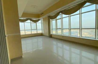 Penthouse - 4 Bedrooms - 5 Bathrooms for sale in Al Majaz Tower - Al Majaz - Sharjah