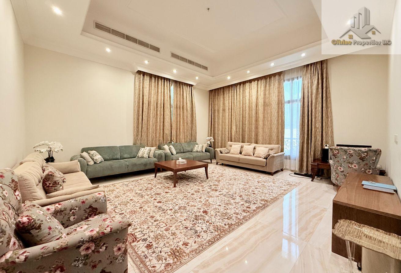 Exclusive Villa | Huge Garden | Covered Parking photo 7